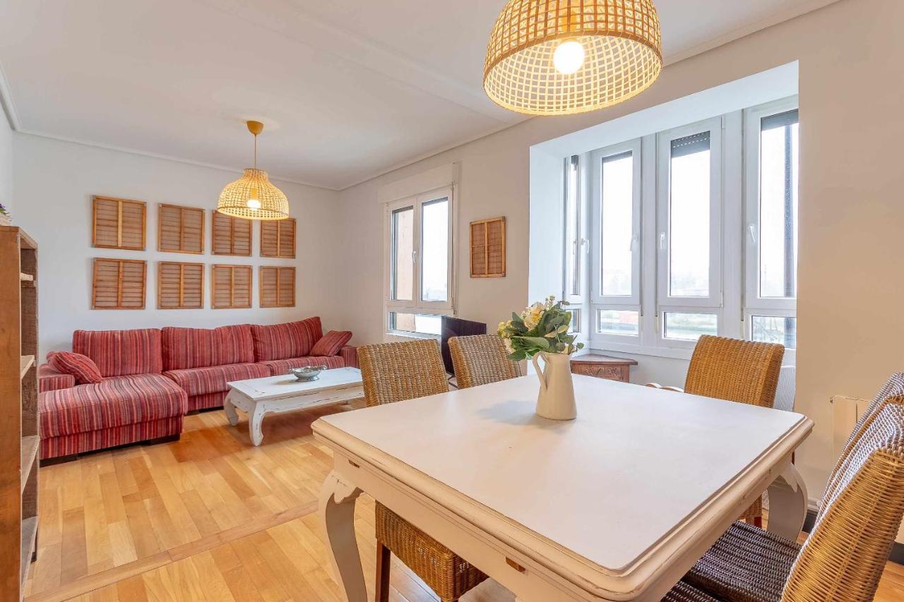 Apartamento Kuia Con Vistas Frontales A La Ria De Bilbao Cerca Del Metro Erandio Luaran gambar