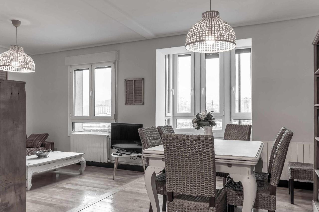 Apartamento Kuia Con Vistas Frontales A La Ria De Bilbao Cerca Del Metro Erandio Luaran gambar