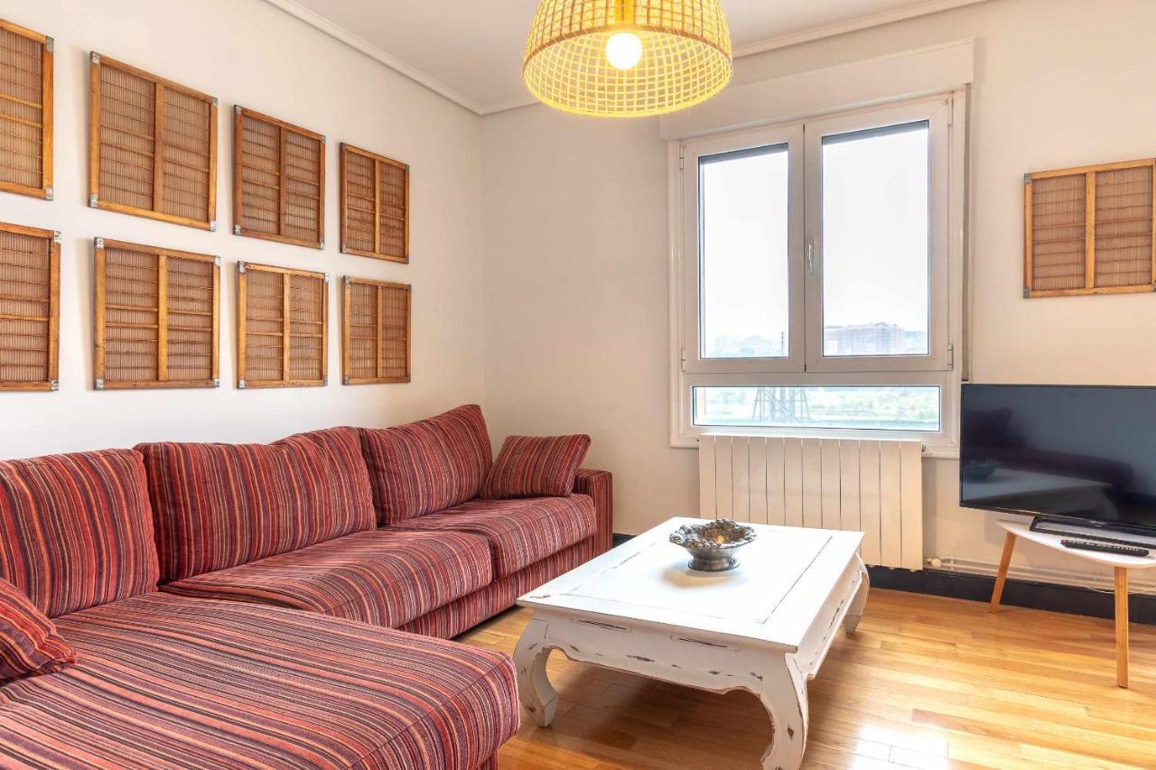 Apartamento Kuia Con Vistas Frontales A La Ria De Bilbao Cerca Del Metro Erandio Luaran gambar